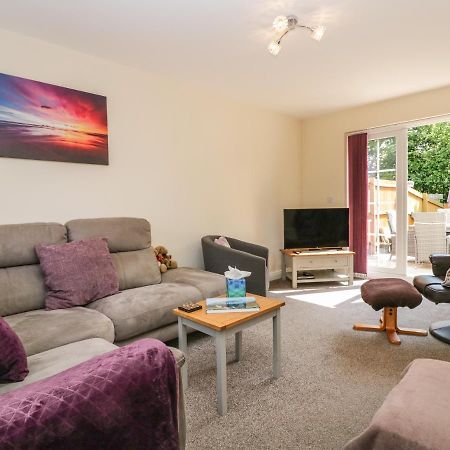 Villa Rolo'S Retreat Grange-over-Sands Esterno foto